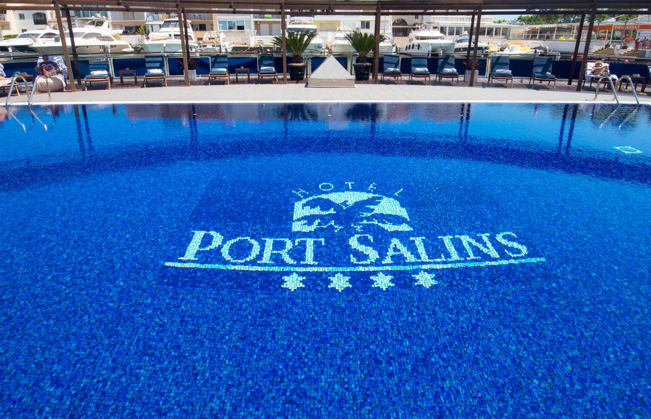 Port Salins Hotel Empuriabrava Exterior photo